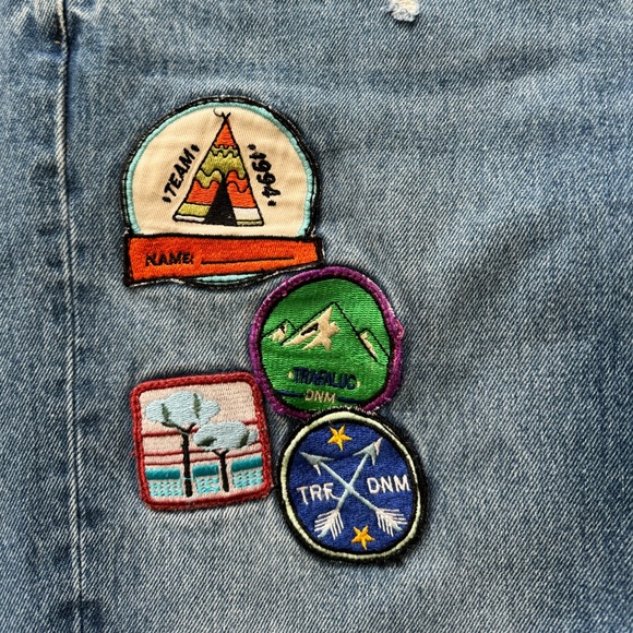 Zara denim jeans with patches - Picture 4 of 8